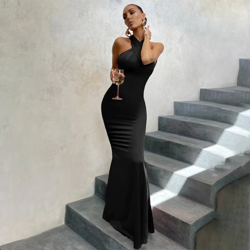 Women’s Evening Gown - Halter Neck - Floor Length - Satin Finish - Elegant Fit 4